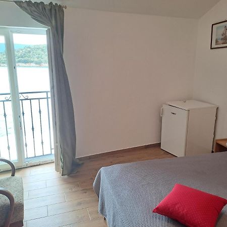 Sobe Mamalu Bed & Breakfast Valun Exterior foto