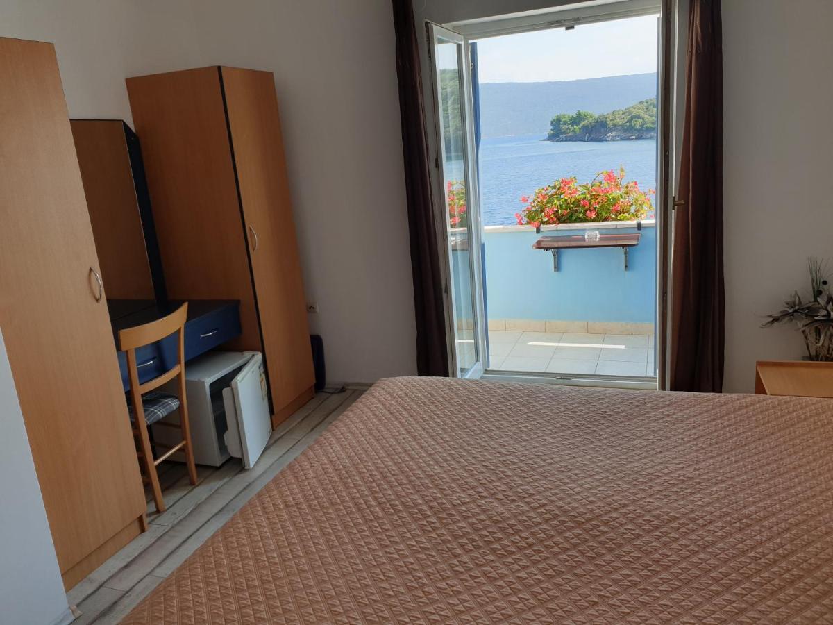 Sobe Mamalu Bed & Breakfast Valun Exterior foto