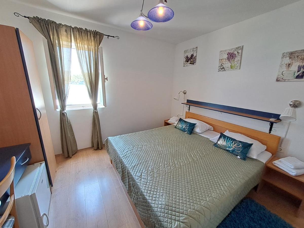 Sobe Mamalu Bed & Breakfast Valun Exterior foto